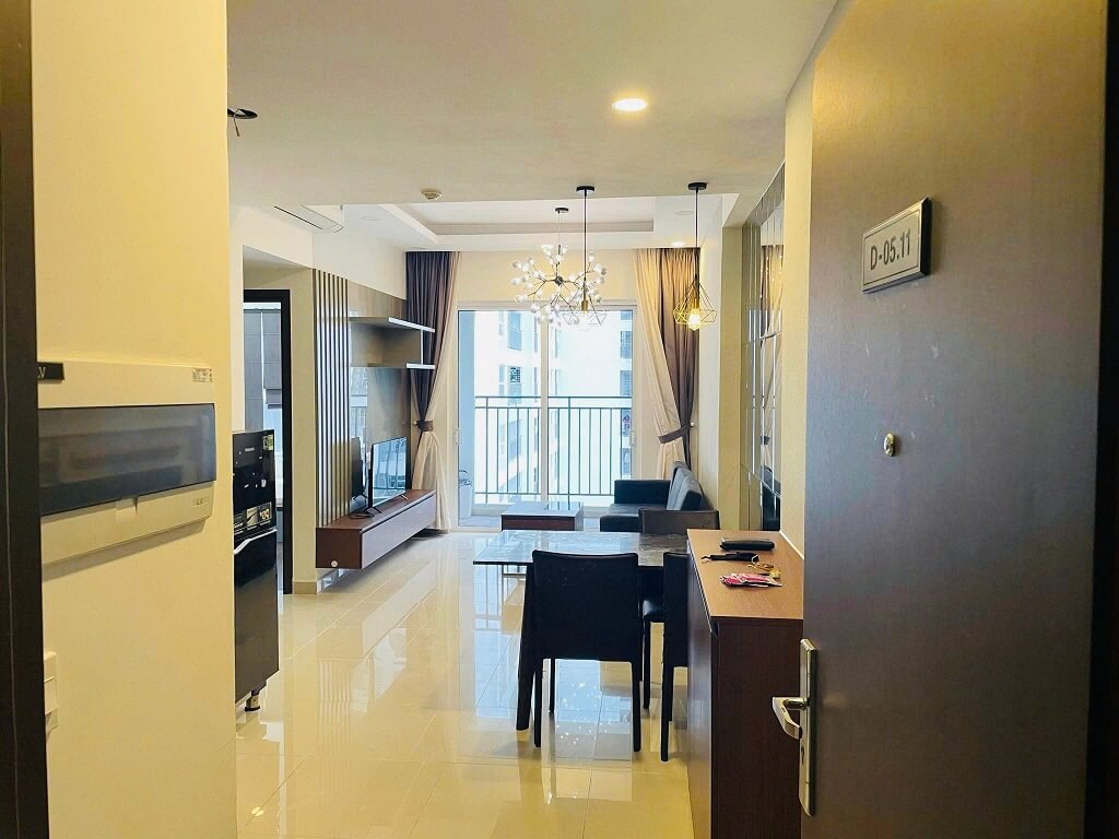 cho thuê 2 phòng ngủ sunrise riverside tầng thấp