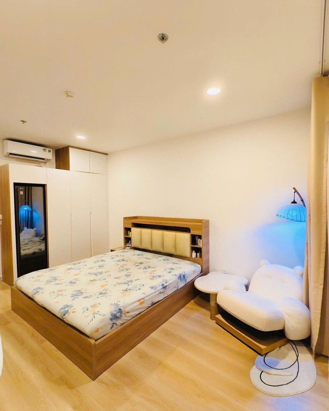 Cho thuê Officetel 1 phòng ngủ Sunrise Riverside